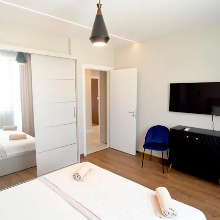 Complex Bella Apartment